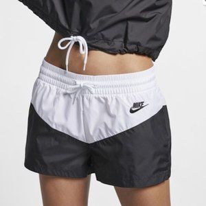 NIKE HERITAGE WOVEN SHORTS - BLACK WHITE - SIZE S SMALL - NEW WITH TAGS NWT